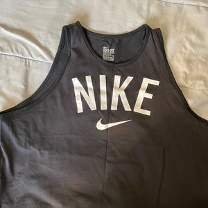 Nike tank. Size xl